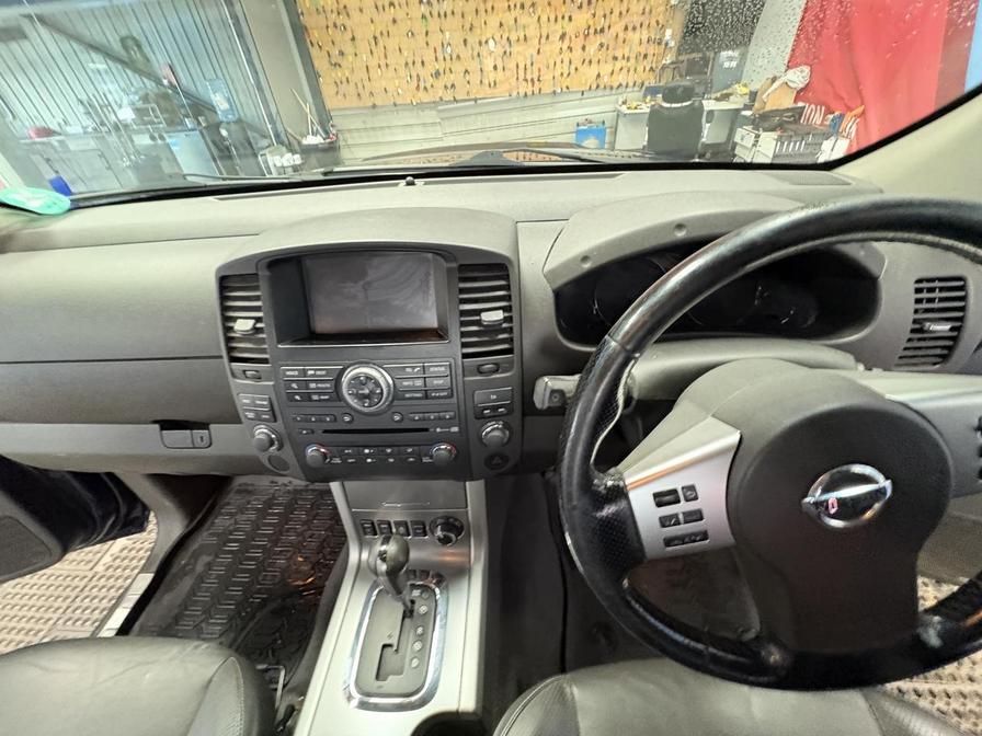 2014 Nissan Navara Navara Outlaw dCi Auto – DS64OYX