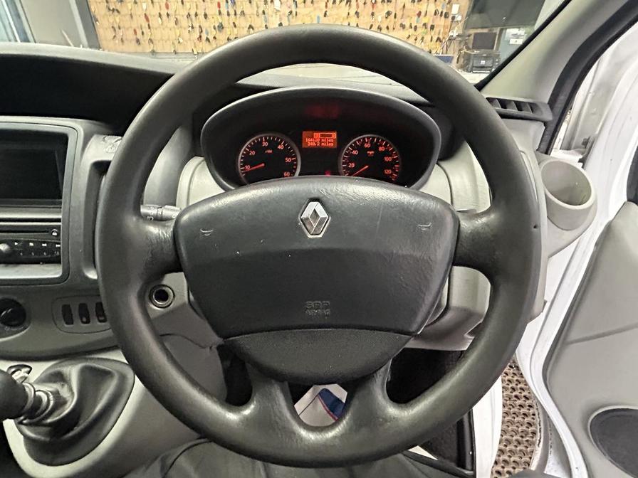 2012 Renault Trafic Trafic SL27 DCI – SG12AZR