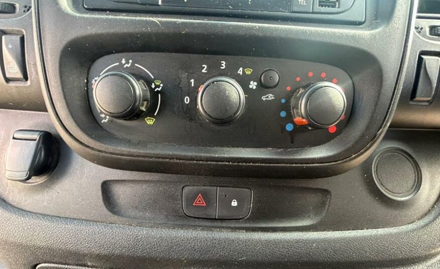 2017 Vauxhall Vivaro Vivaro  2900 CDTI – DY67VTG