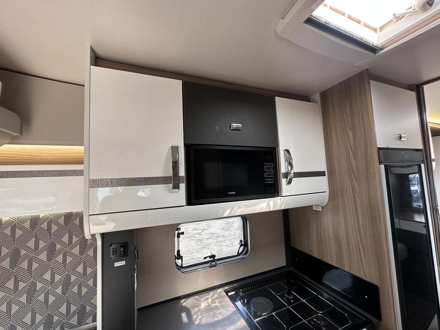 2022 Fiat Ducato Swift Escape 674 Semi-Auto – YS22CTU