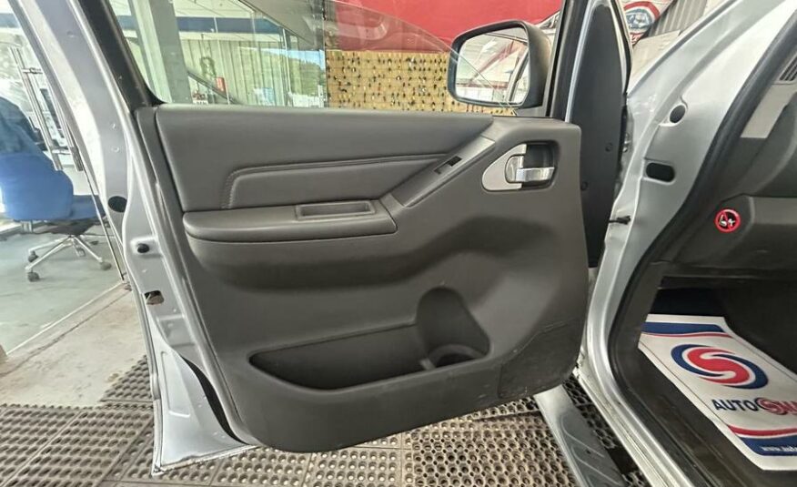 2013 Nissan Navara Navara Tekna dCi – PK63KHG