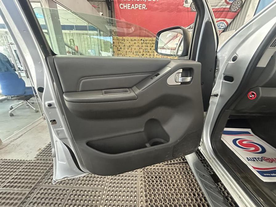 2013 Nissan Navara Navara Tekna dCi – PK63KHG