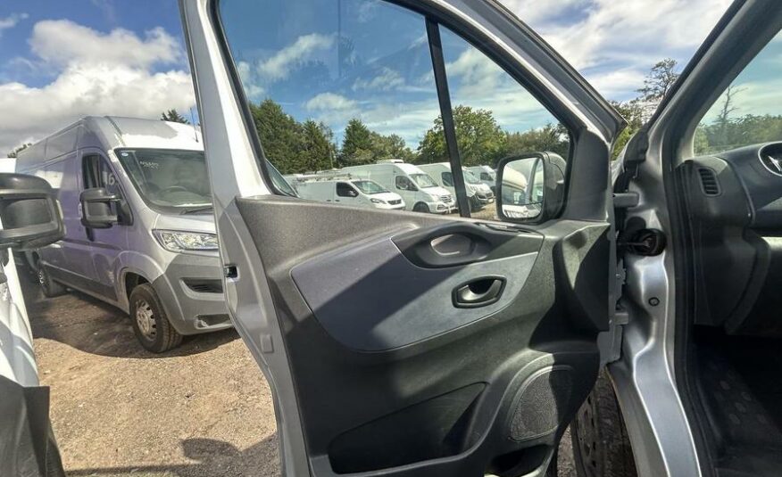 2016 Vauxhall Vivaro Vivaro 2900 Bi-T CDTi ecoFLEX S/S – FN66LHL