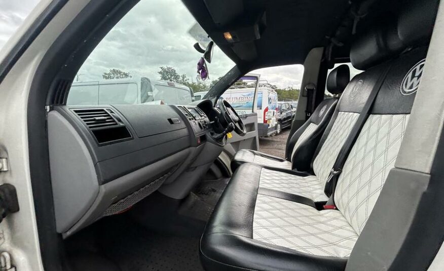 2009 Volkswagen Transporter Transporter T28 102 TDI SWB – VO09SZR