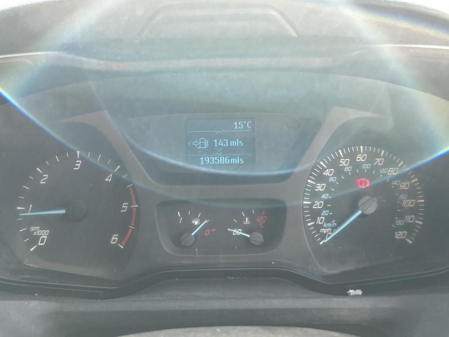 2015 Ford Transit Transit 350 – LM15YKP