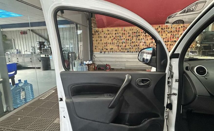 2019 Renault Kangoo Kangoo ML19 Business+ Energy dCi – DT68KSV