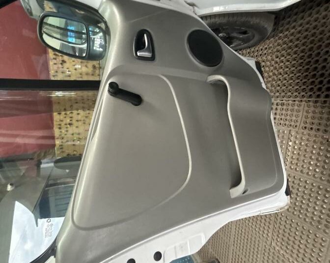 2006 Vauxhall Vivaro Vivaro 2900 DI SWB – FD55KWN