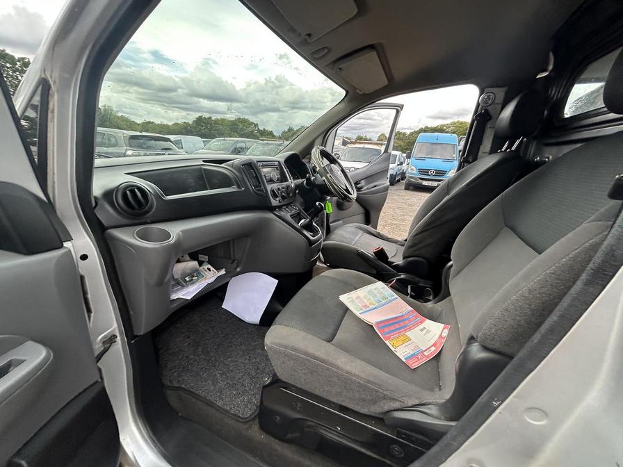 2010 Nissan NV200 NV200 SE DCI – LM60KCY