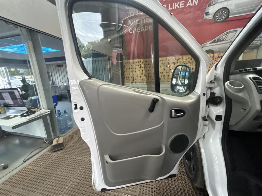 2006 Vauxhall Vivaro Vivaro 2900 DI SWB – FD55KWN
