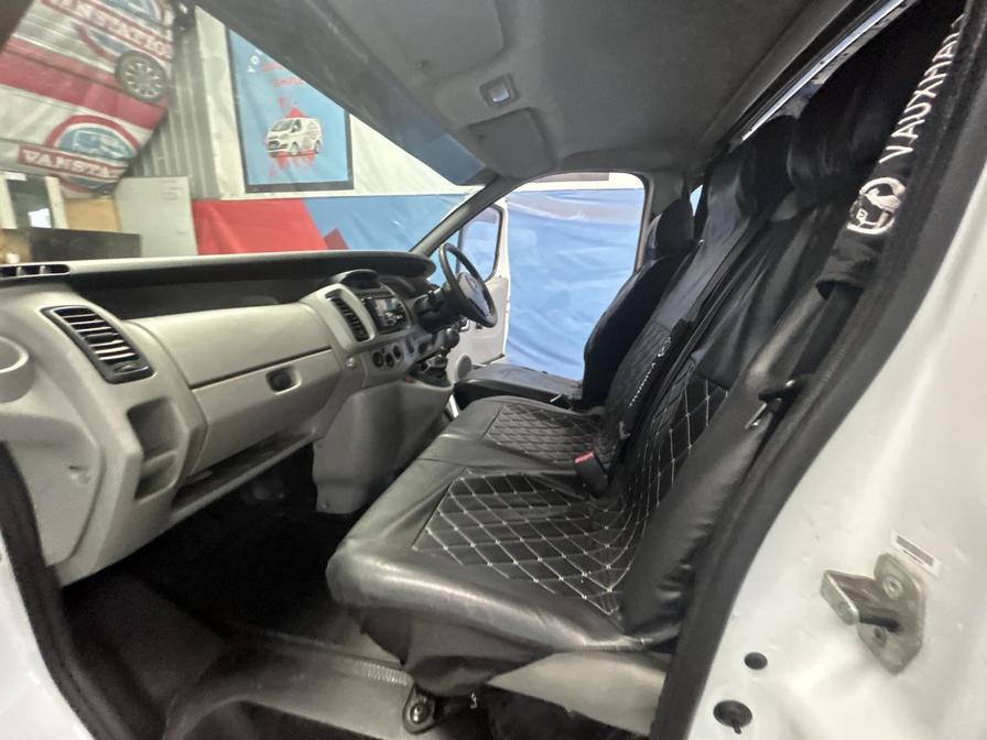 2006 Vauxhall Vivaro Vivaro 2900 DI SWB – FD55KWN