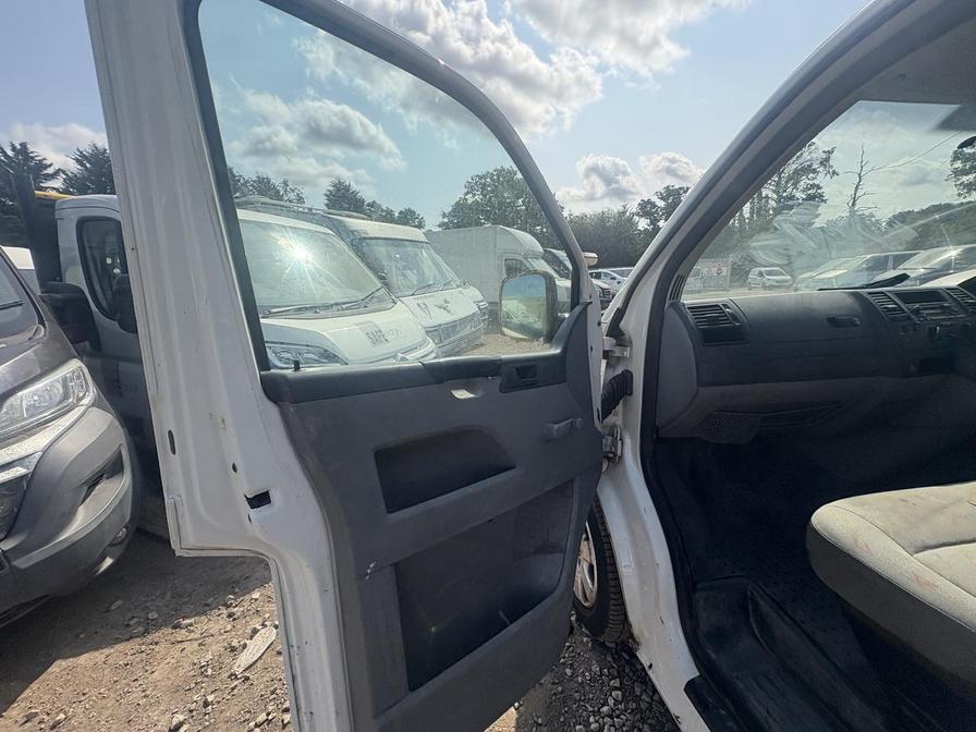 2006 Volkswagen Transporter Transporter T28 174 TDI – YL55GYX