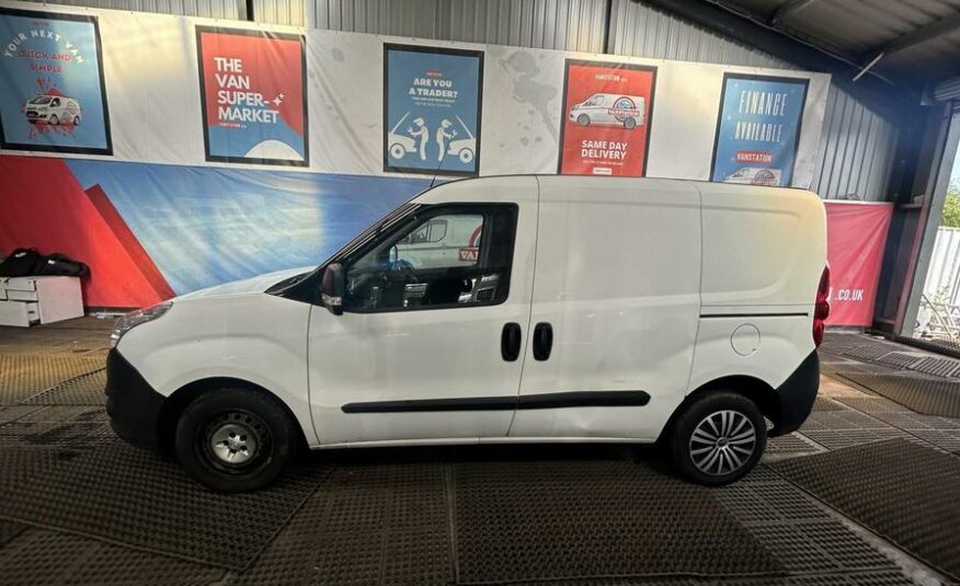 2017 Vauxhall Combo Combo 2000 CDTi – YP67PVO