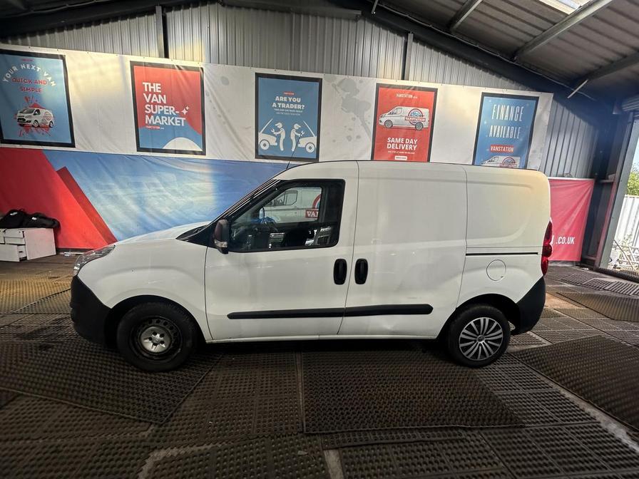 2017 Vauxhall Combo Combo 2000 CDTi – YP67PVO