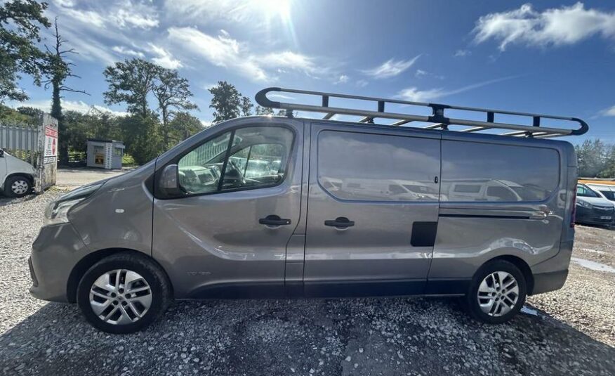 2017 Renault Trafic Trafic LL29 Sport Nav dCi – HT17GSY