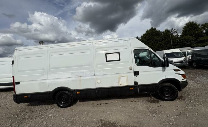 2000 Iveco Daily Daily 2000 35S11 LWB – X593BAJ