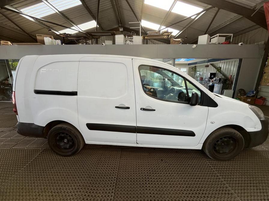 2016 Citroen Berlingo Berlingo 725 X HDI – YA16NBD