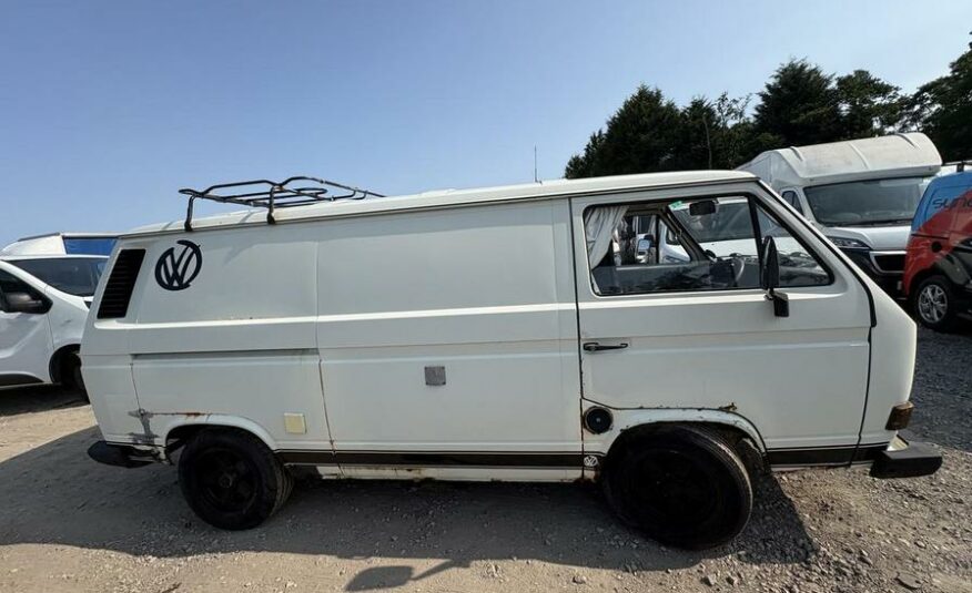1990 Volkswagen Transporter Transporter TD 5 Diesel – H629KVW