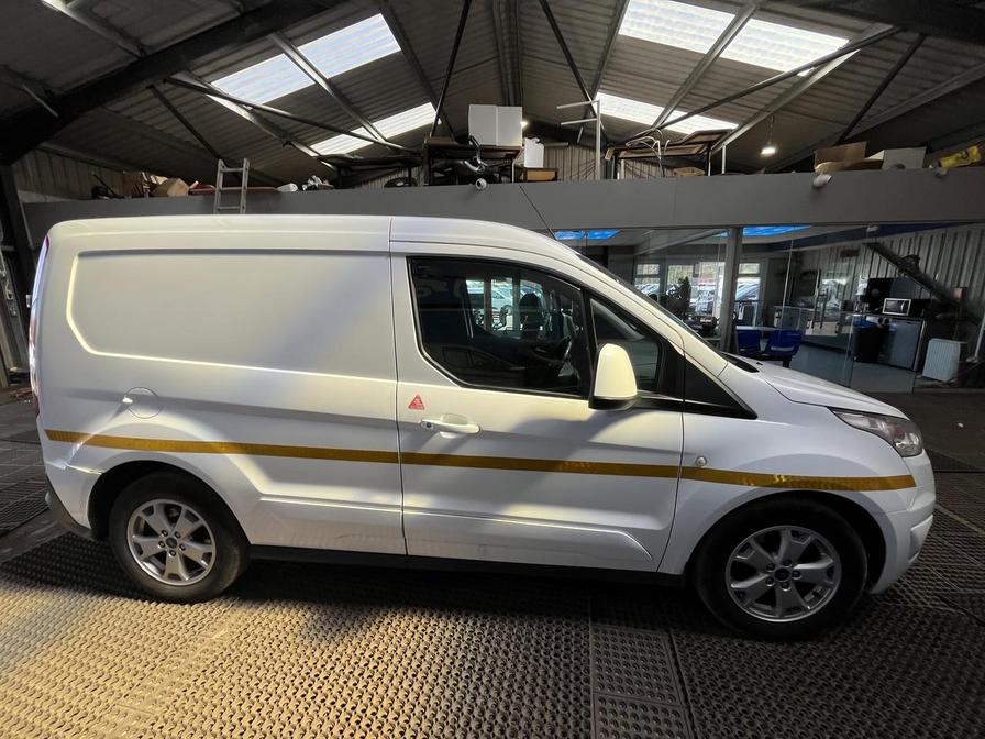 2017 Ford Transit Connect Transit Connect 200 Limited – BN67YWW/MRK306L