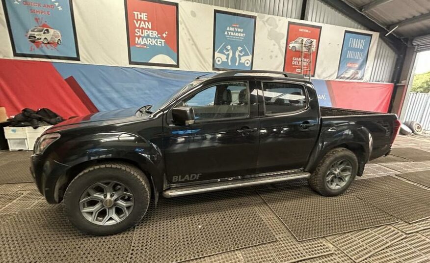 2015 Isuzu D-Max D-Max Blade Double Cab Twin T TD – GD15RWE