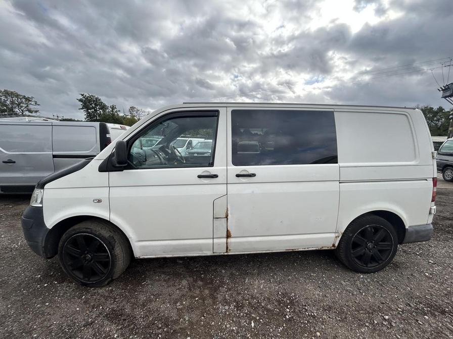 2009 Volkswagen Transporter Transporter T28 102 TDI SWB – VO09SZR