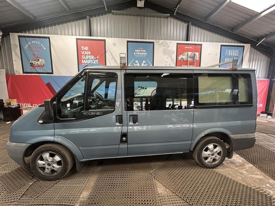 2010 Ford Tourneo Transit 115 Tourneo T280 SWB Limited – EO60NYC