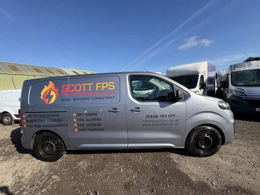 2021 Vauxhall Vivaro Vivaro F2700 Sportive S/S – CP71NFA