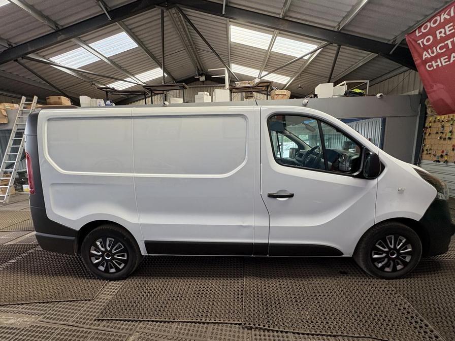 2015 Vauxhall Vivaro Vivaro 2700 CDTI – FD15GXT