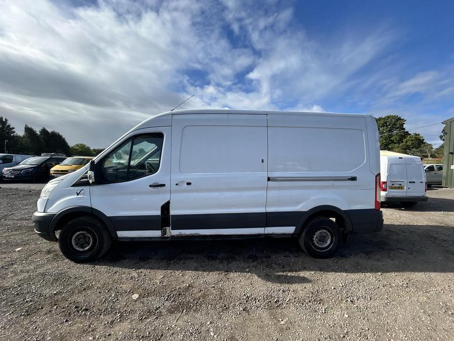 2015 Ford Transit Transit 350 – LM15YKP