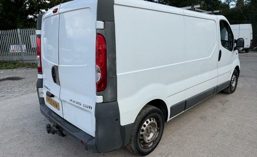 2010 Vauxhall Vivaro Vivaro  2900 CDTI LWB – FP59KKM