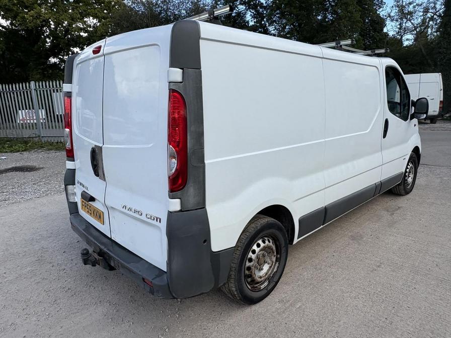 2010 Vauxhall Vivaro Vivaro 2900 CDTI LWB – FP59KKM
