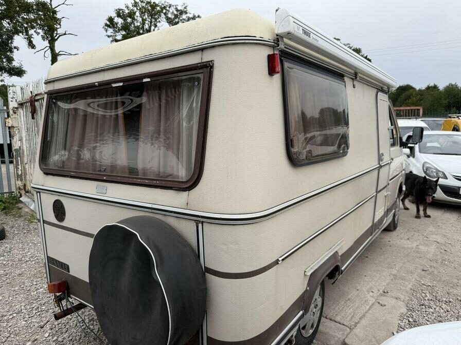1988 Renault Trafic Trafic AS Camper – E57HLD