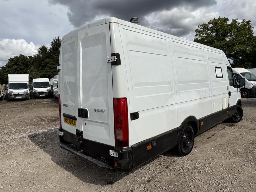 2000 Iveco Daily Daily 2000 35S11 LWB – X593BAJ