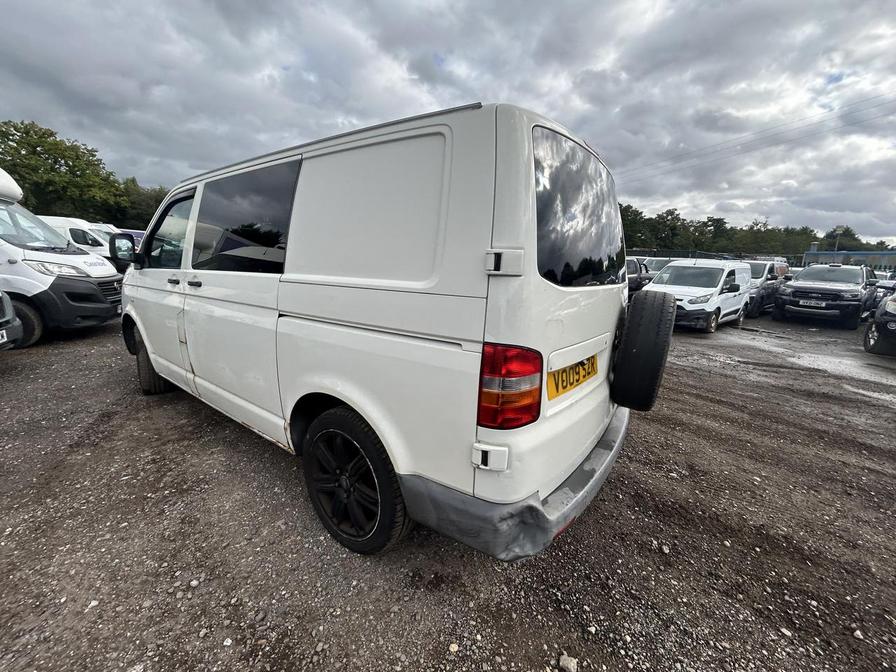 2009 Volkswagen Transporter Transporter T28 102 TDI SWB – VO09SZR