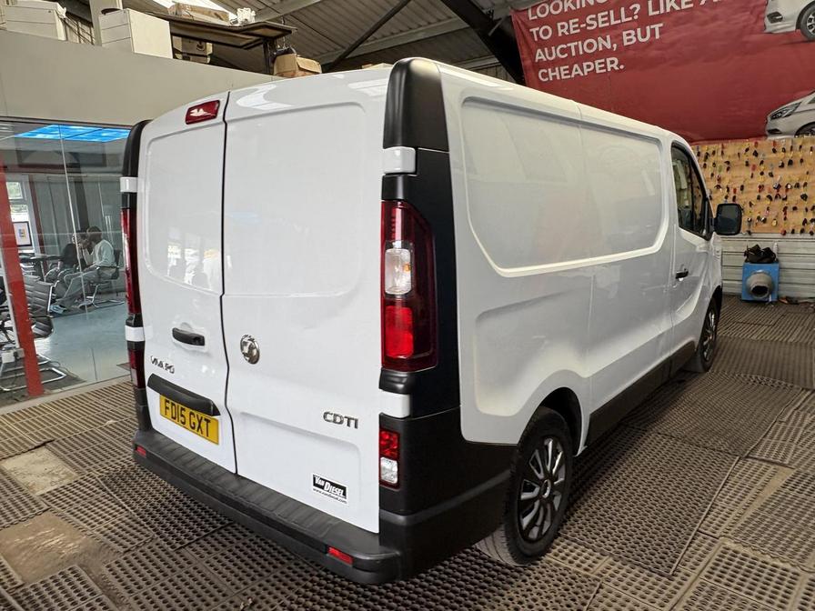2015 Vauxhall Vivaro Vivaro 2700 CDTI – FD15GXT