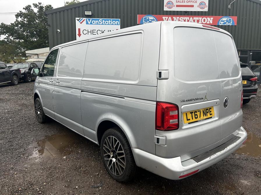 2017 Volkswagen Transporter Transporter T30 Highline TDI BlueMotion Technology – LT67NPE