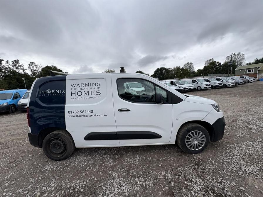 2021 Citroen Berlingo Berlingo 650 Enterprise Blue HDi – SL21PGV
