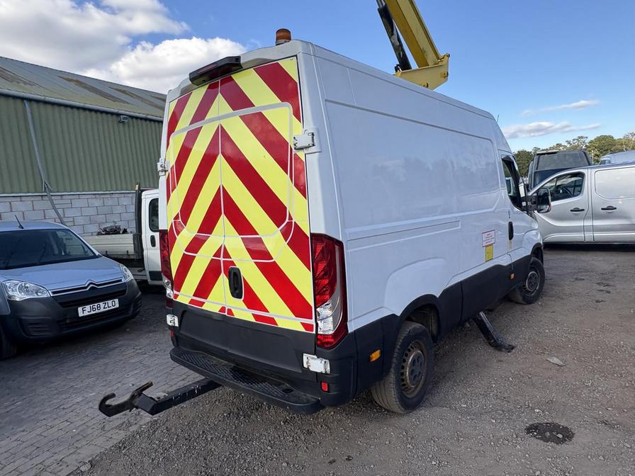 2015 Iveco Daily Daily 35S13 MWB – GM15MFU