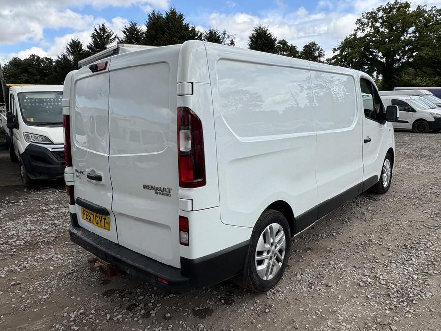 2017 Renault Trafic Trafic LL29 Sport Nav Energy dCi – FE67GYT