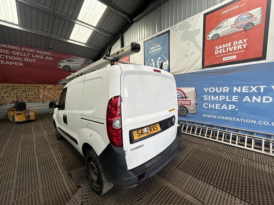 2018 Vauxhall Combo Combo 2300 CDTi – SA18RXS