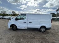 2015 Renault Trafic Trafic SL27 Business+ dCi – EA15BVT