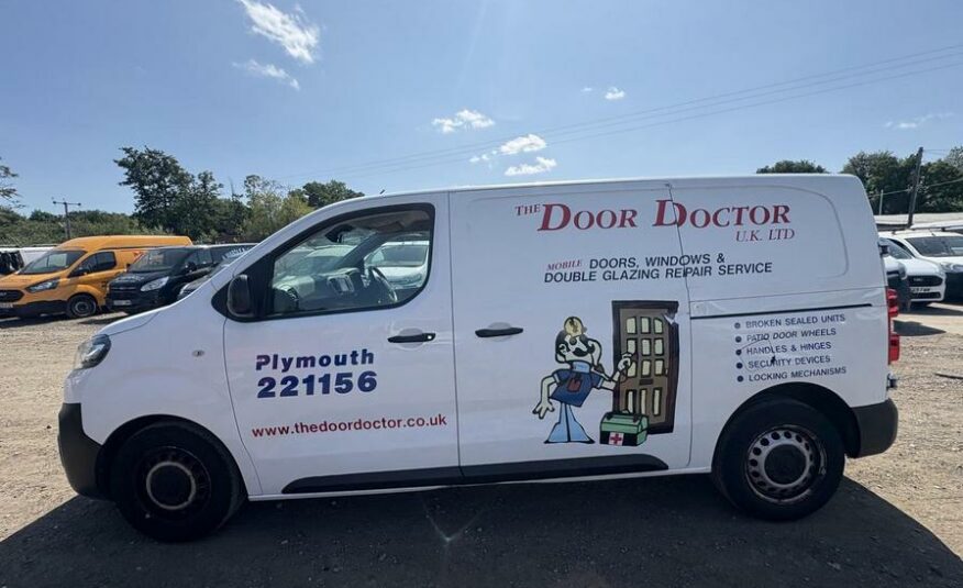 2018 Citroen Dispatch Dispatch 1400 Enterprise Blue HDi S/S – WF18HNW