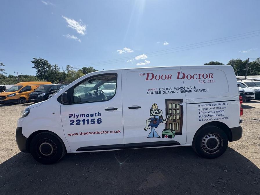 2018 Citroen Dispatch Dispatch 1400 Enterprise Blue HDi S/S – WF18HNW