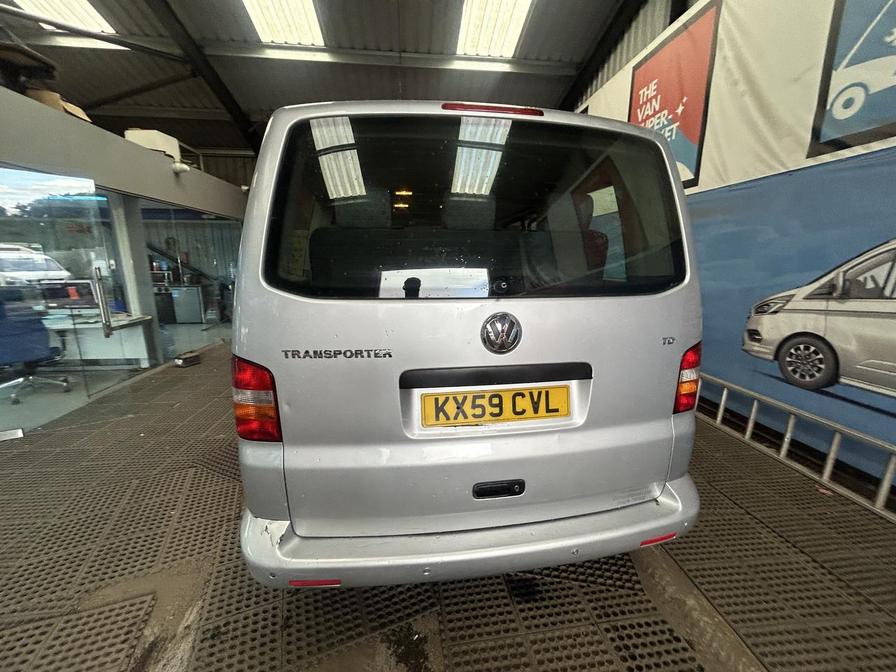 2009 Volkswagen Transporter Transporter Shuttle SE130 SWB – KX59CVL
