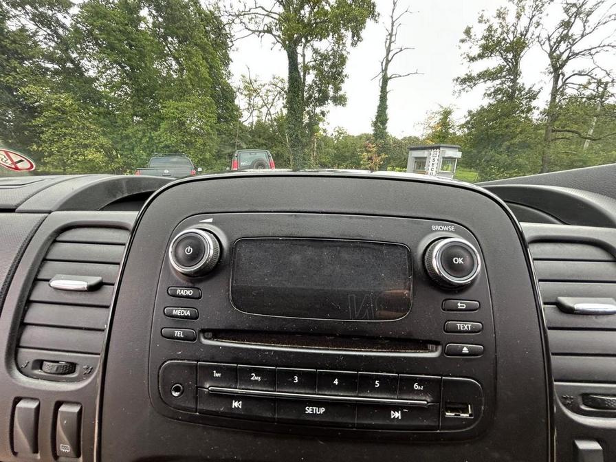 2015 Vauxhall Vivaro Vivaro 2900 Sportive CDTi – DY65NRN