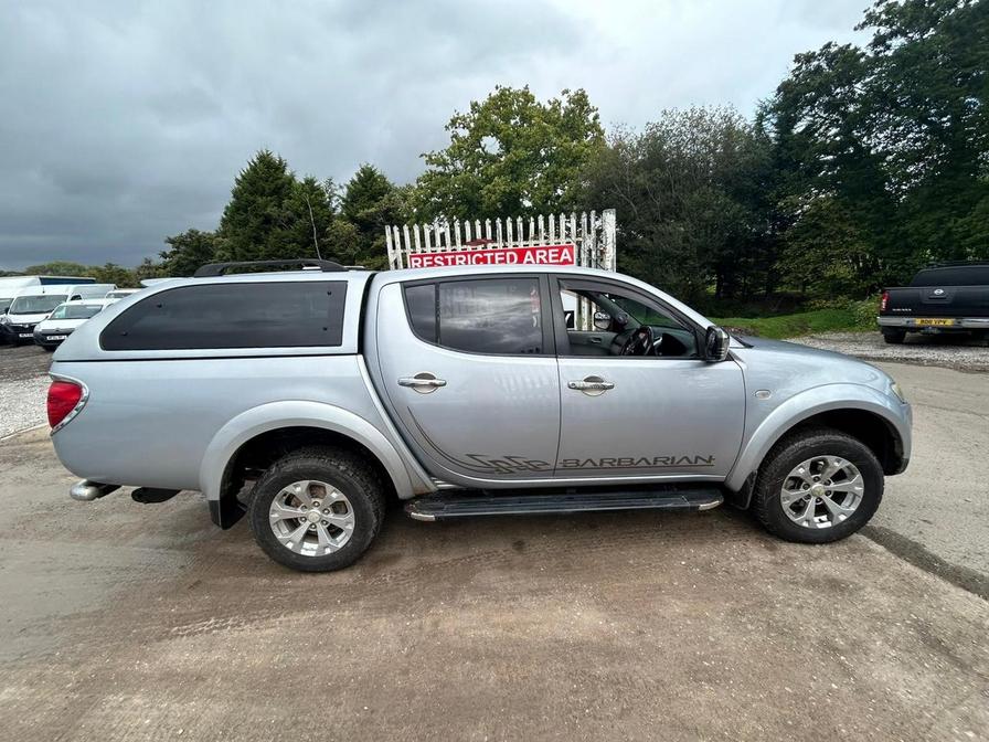 2012 Mitsubishi L200 L200 Barbarian LWB Double Cab DI-D 4×4 Auto – YX12VDF