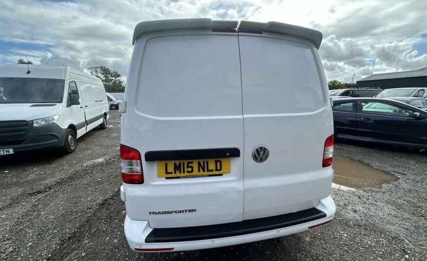 2015 Volkswagen Transporter Transporter T30 Highline 140 TDI SWB Auto – LM15NLD