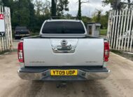 2009 Nissan Navara Navara Aventura Double Cab dCi Auto – YT09UDP
