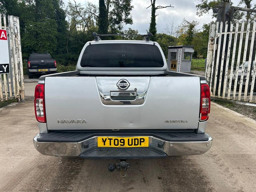 2009 Nissan Navara Navara Aventura Double Cab dCi Auto – YT09UDP