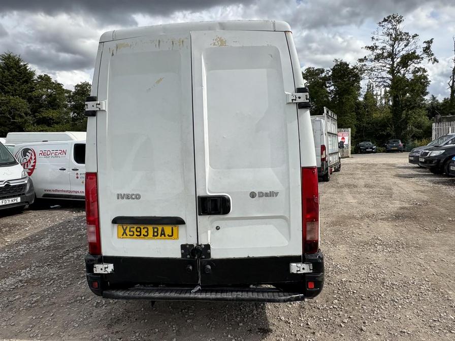 2000 Iveco Daily Daily 2000 35S11 LWB – X593BAJ