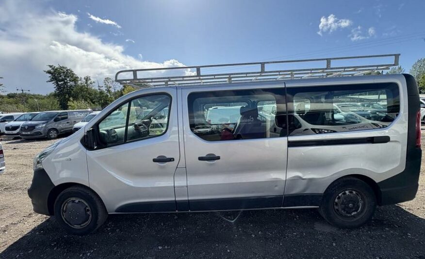 2016 Vauxhall Vivaro Combi Vivaro  Combi CDTi S/S – DY66UXW